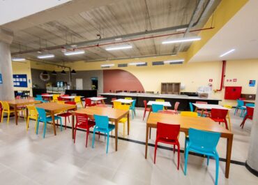 Cantina do Colégio Planck.